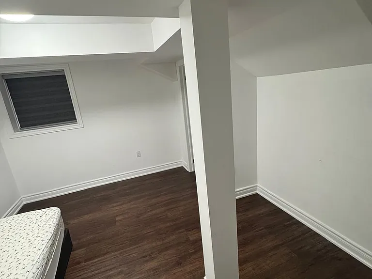 83 Atlantis Dr — Photo 3