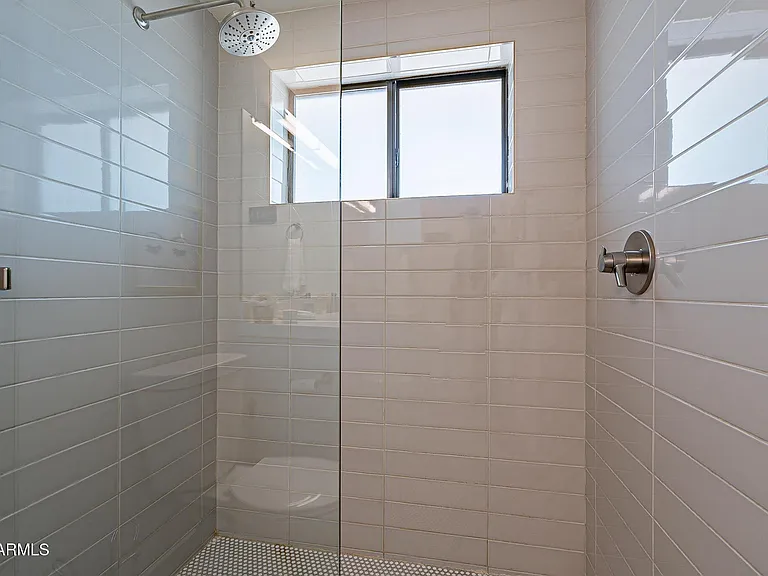 4351 N 36th St #2 — Photo 15