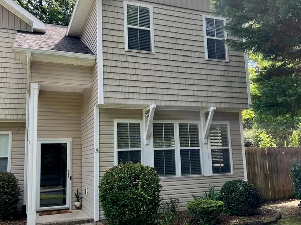 255 E Delaware Ave APT A, Southern Pines, NC 28387