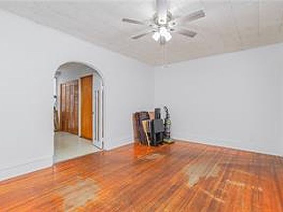 4th image of 4407 4th Ave APT B3
