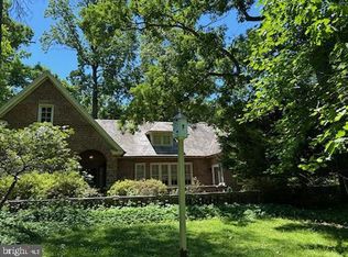 17 Woodland Dr, Lansdale, PA 19446