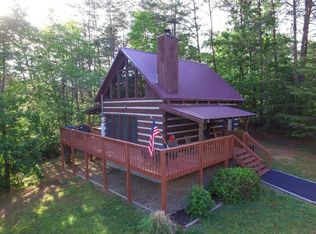 2713 Easy St, Sevierville, TN 37862