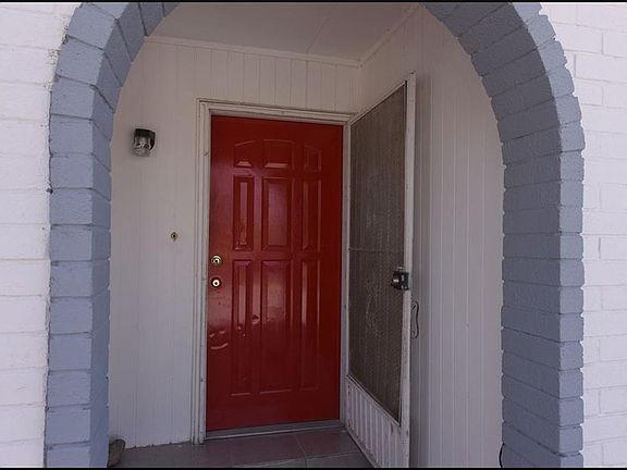 3rd image of 8565 Danube Cir
