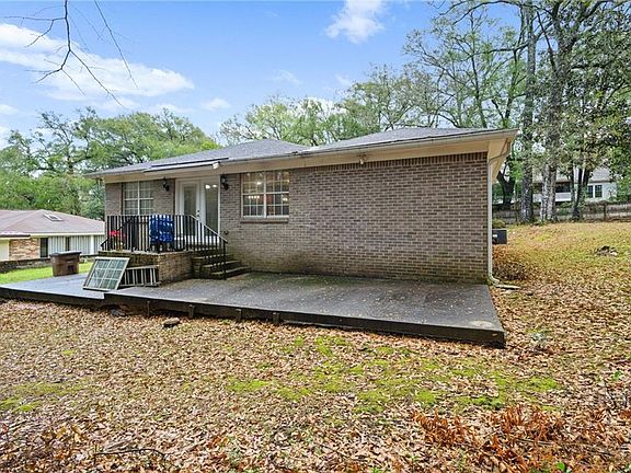 5th image of 949 Knowles Ln