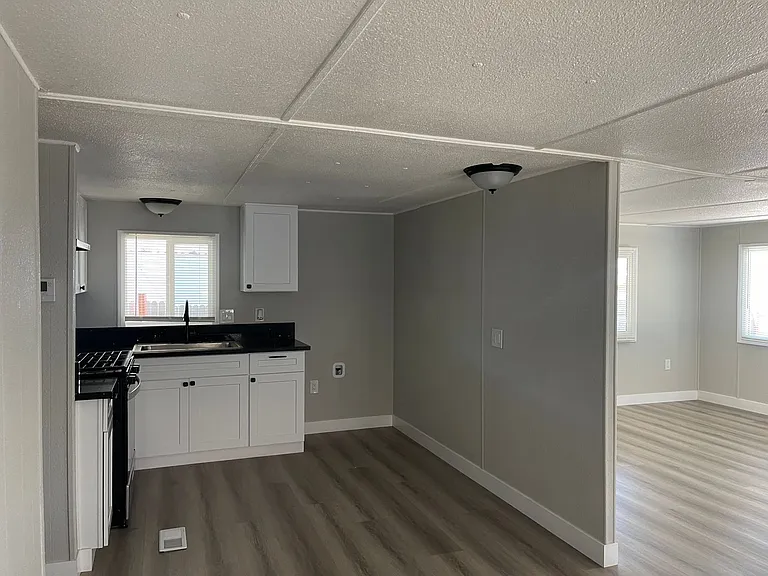 44099 D St — Photo 15