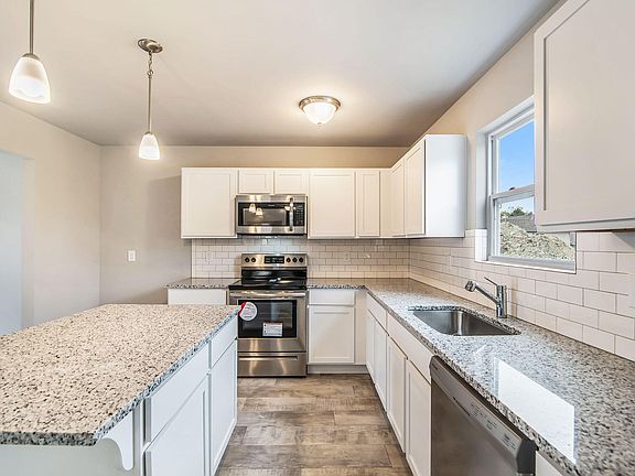 5th image of 47680 Silver Oaks W
