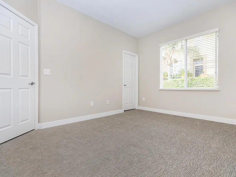 Bellecour Way Apartment Homes — Photo 46