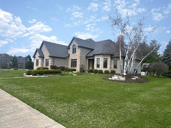 4th image of 605 Independence Ave