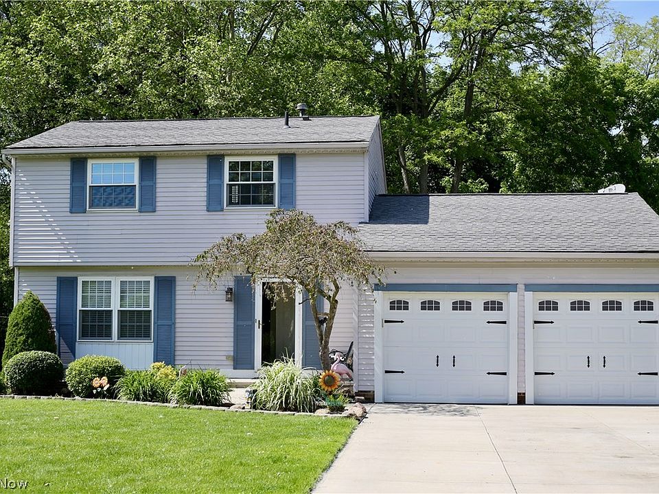 1st image of 9625 Brayes Manor Dr