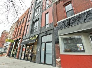 1939 W Division St #R-2, Chicago, IL 60622