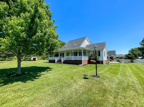 4175 Plank Rd, South Hill, VA 23970