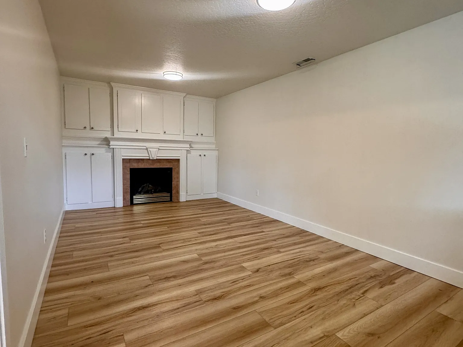 1349 Tennessee Drive - 1 — Photo 4
