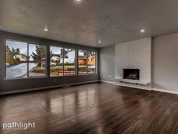 4th image of 5415 S 296th Ct