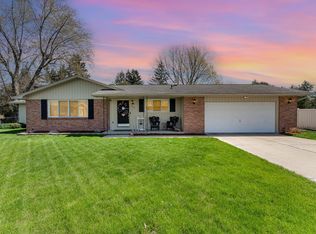 538 Venetian Ct, Bay City, MI