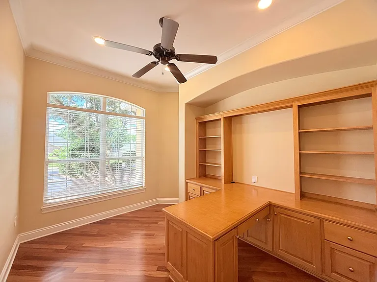 4157 Castle Gate Dr — Photo 16
