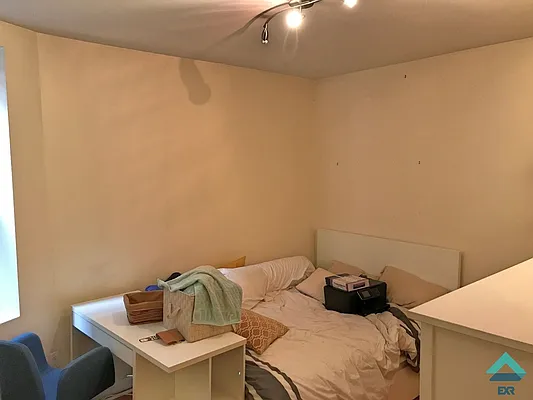 Rented by EXR | media 7