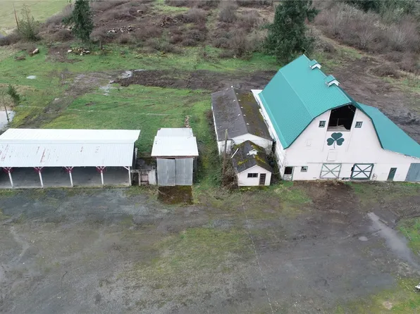 36913 68th Avenue E, Eatonville, WA 98328