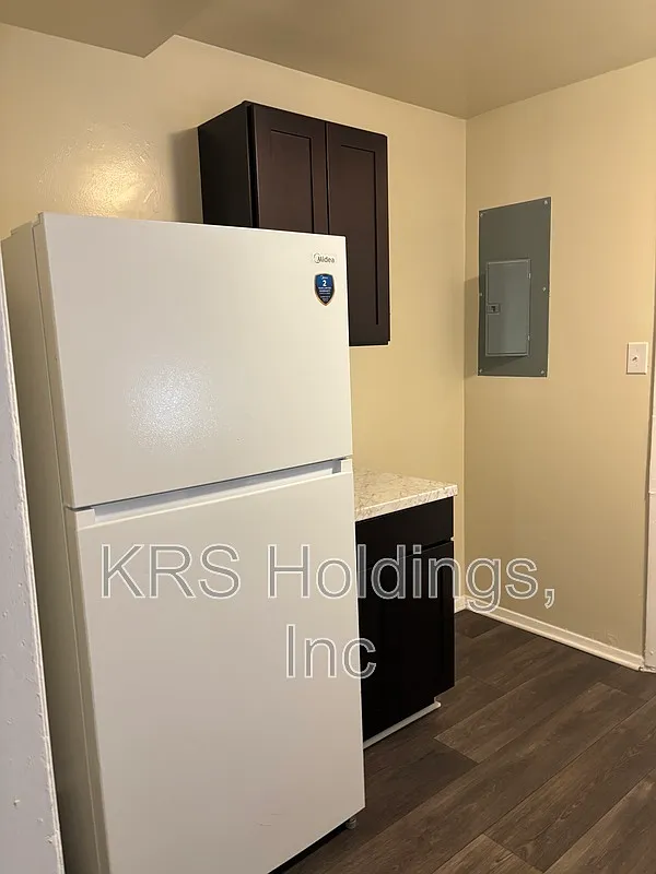 Building Photo - 1708 Carlisle Ave #6