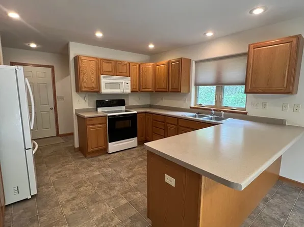 137 E Charles St, Schofield, WI 54476
