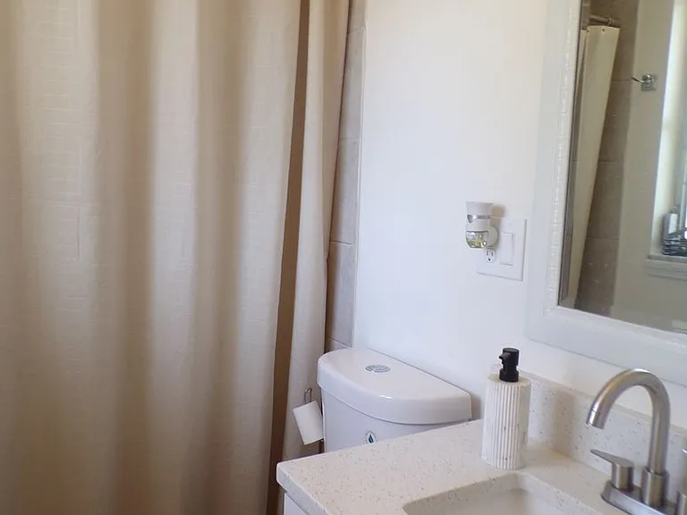 1148 Salina Ave — Photo 16