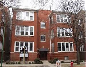 1st image of 1526 W Rosemont Ave #2