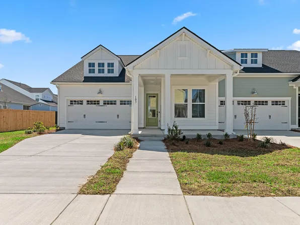 103 Bloomsbury St, Summerville, SC 29486