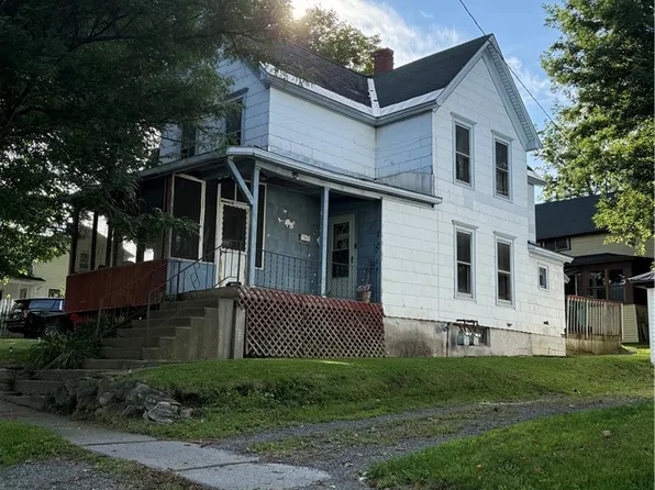 517 West St, Carthage, NY 13619