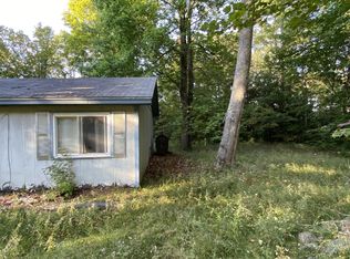 125 Bog Rd, Hampden, ME 04444