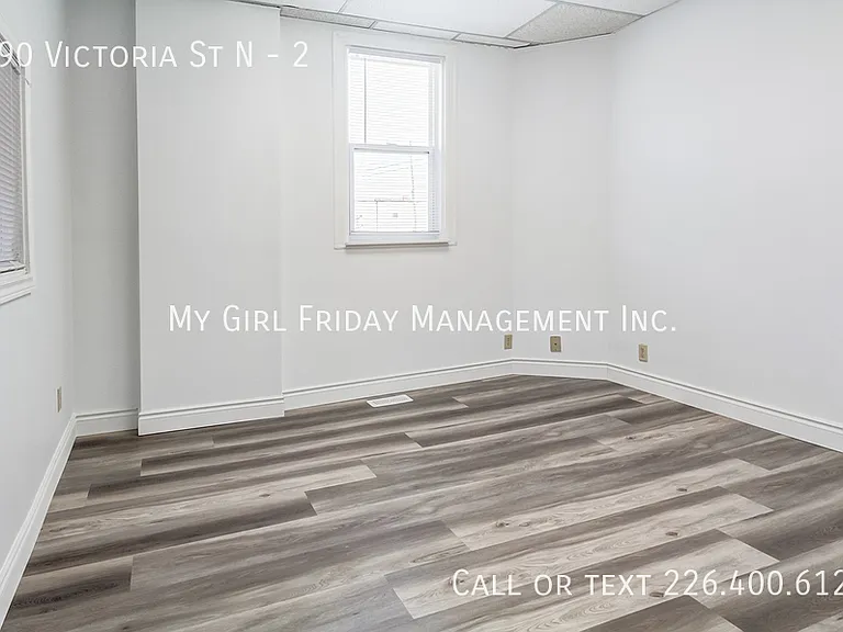 190 Victoria St N #2 — Photo 10