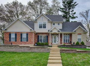 1555 Windridge Dr, Saint Louis, MO