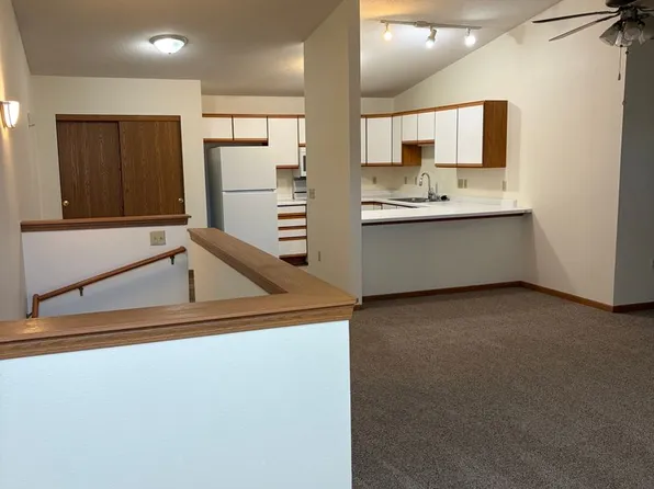 Cherokee Drive Apartments, LLC, 241 Cherokee Rd #3, Beaver Dam, WI 53916