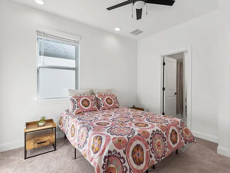 1224 Umblachery St — Photo 33
