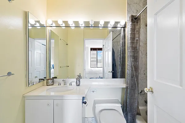 Sold by Nest Seekers International | media 17