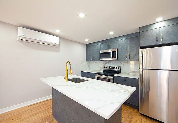 3rd image of 1150 Lafayette Ave #1
