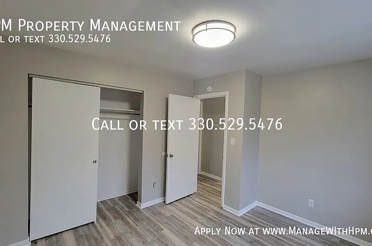 72 S Thomas Rd #12 — Photo 5