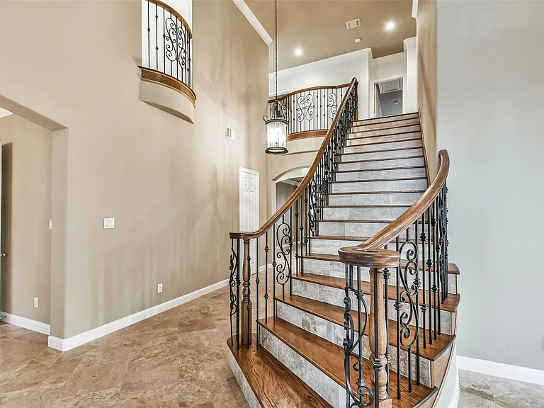 11511 Gallant Ridge Ln — Photo 5