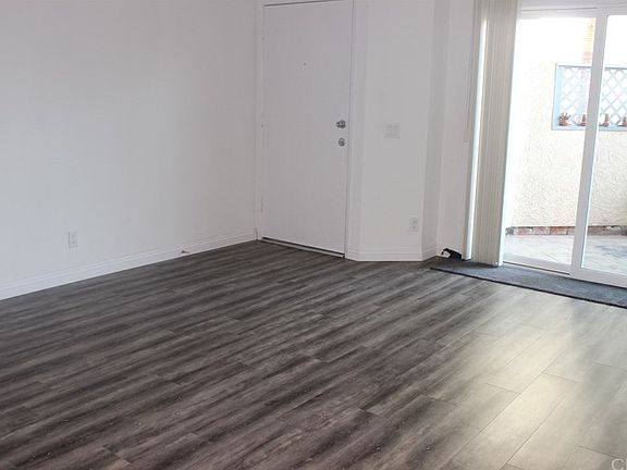 4th image of 3902 Bresee Ave APT 4
