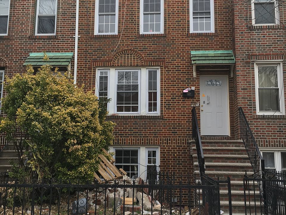 1st image of 711 East 43rd St #House