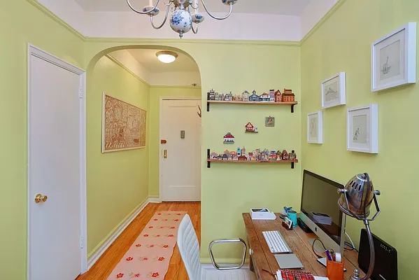 Sold by Keller Williams Realty NYC Group | media 29