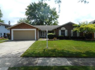 204 Downing Dr, Bloomingdale, IL 60108