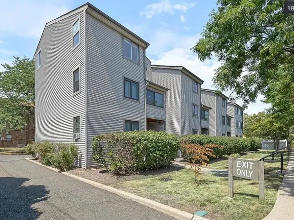 741 10th Street image 2 of 28