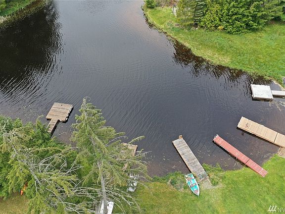 2nd image of 1521 E Timberlake East Dr