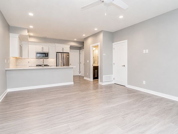 2nd image of 2364 SE Sydney Ln