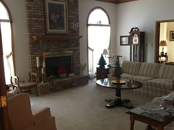 3rd image of 9426 Ashley Ct