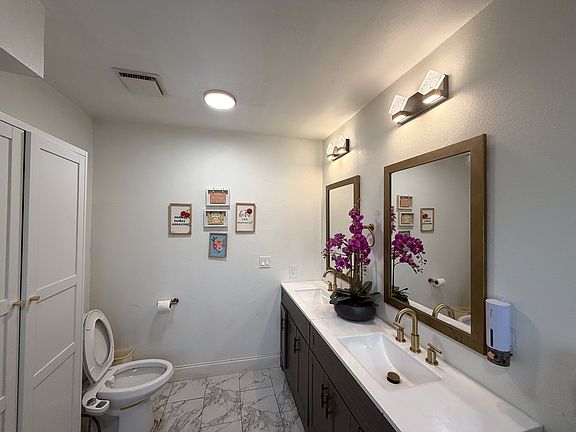 3rd image of 3101 Bandolino Ln
