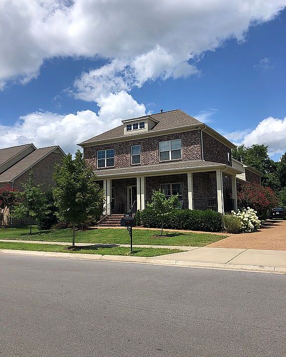 2nd image of 1534 Eden Rose Pl