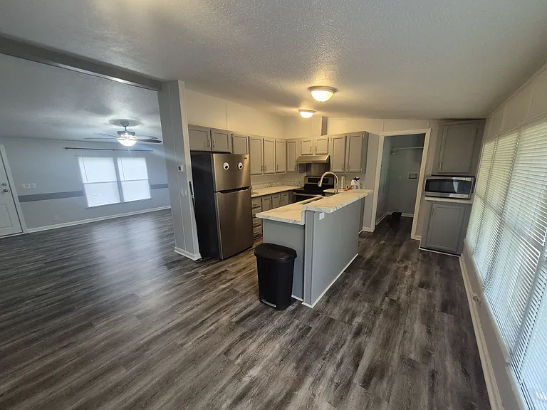 5058 W Green Hill Rd — Photo 2