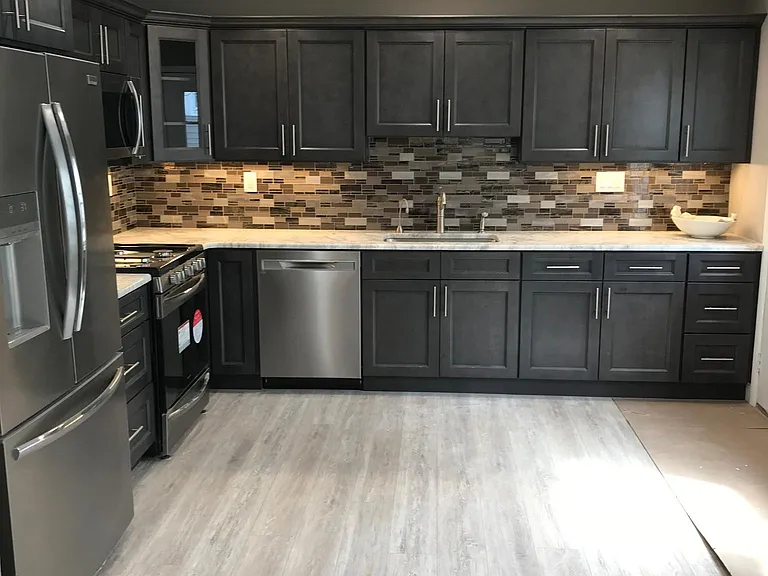 34 Marlow Ave — Photo 3