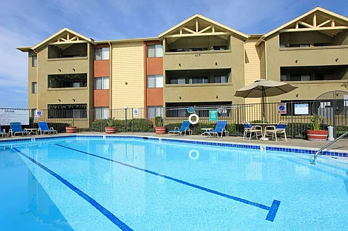 Windsong Apartments Photo 1