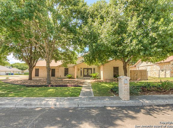 2nd image of 6207 Madeleine Dr